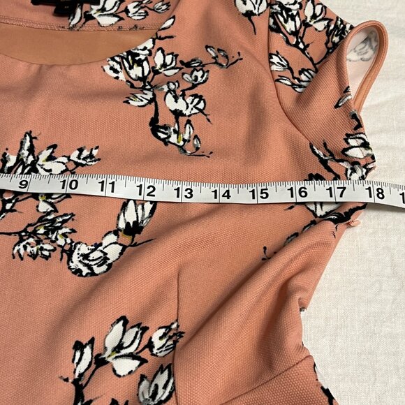 Zink London Size M Peach Floral Fit & Flare Dress Short Sleeve Lined Side Zip - Picture 8 of 11